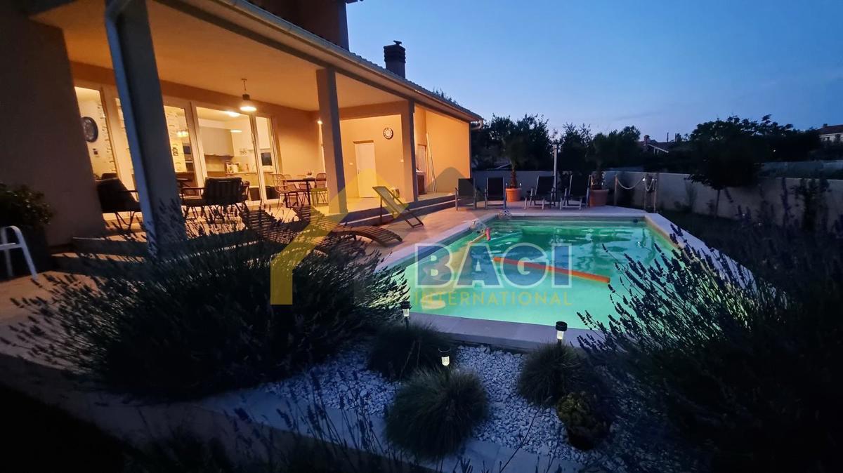 ISTRIA – POLA Casa con piscina e giardino