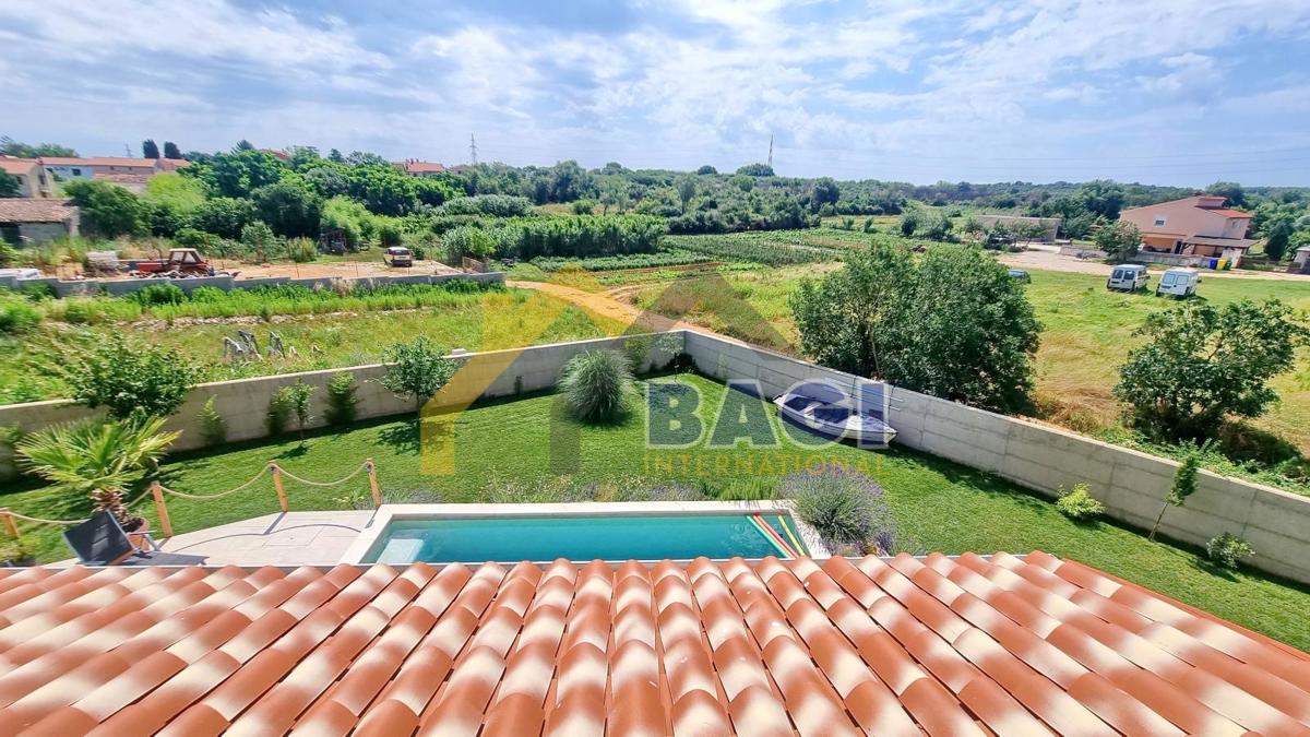 ISTRIA – POLA Casa con piscina e giardino