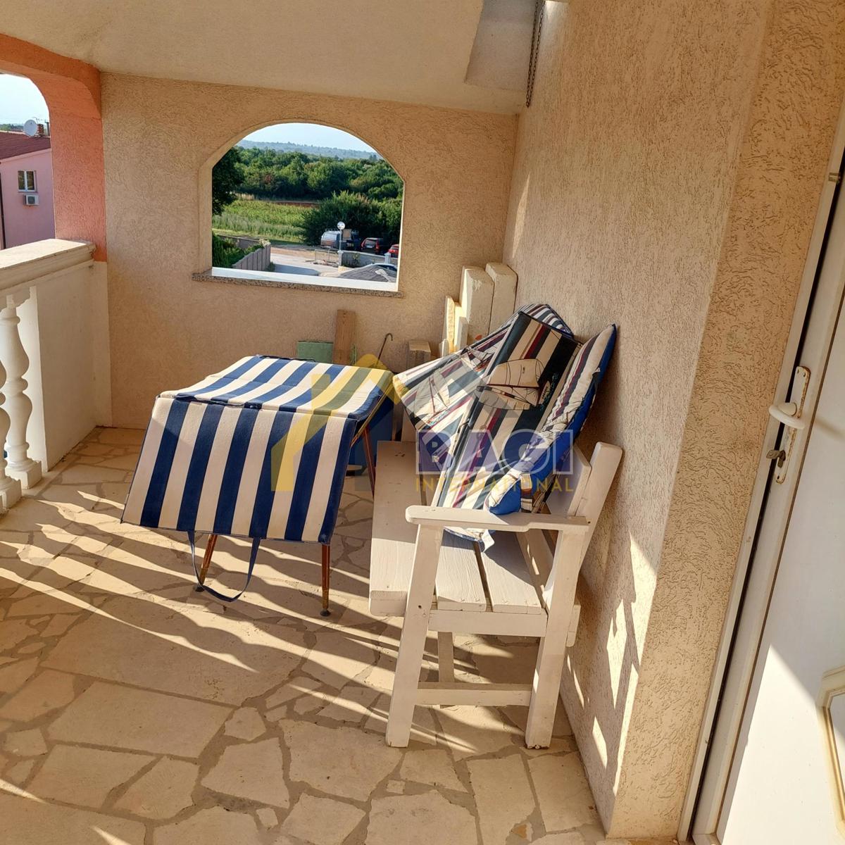 IN VENDITA ŠTINJAN CASA CON 4 APPARTAMENTI