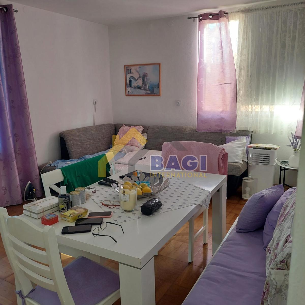 IN VENDITA ŠTINJAN CASA CON 4 APPARTAMENTI