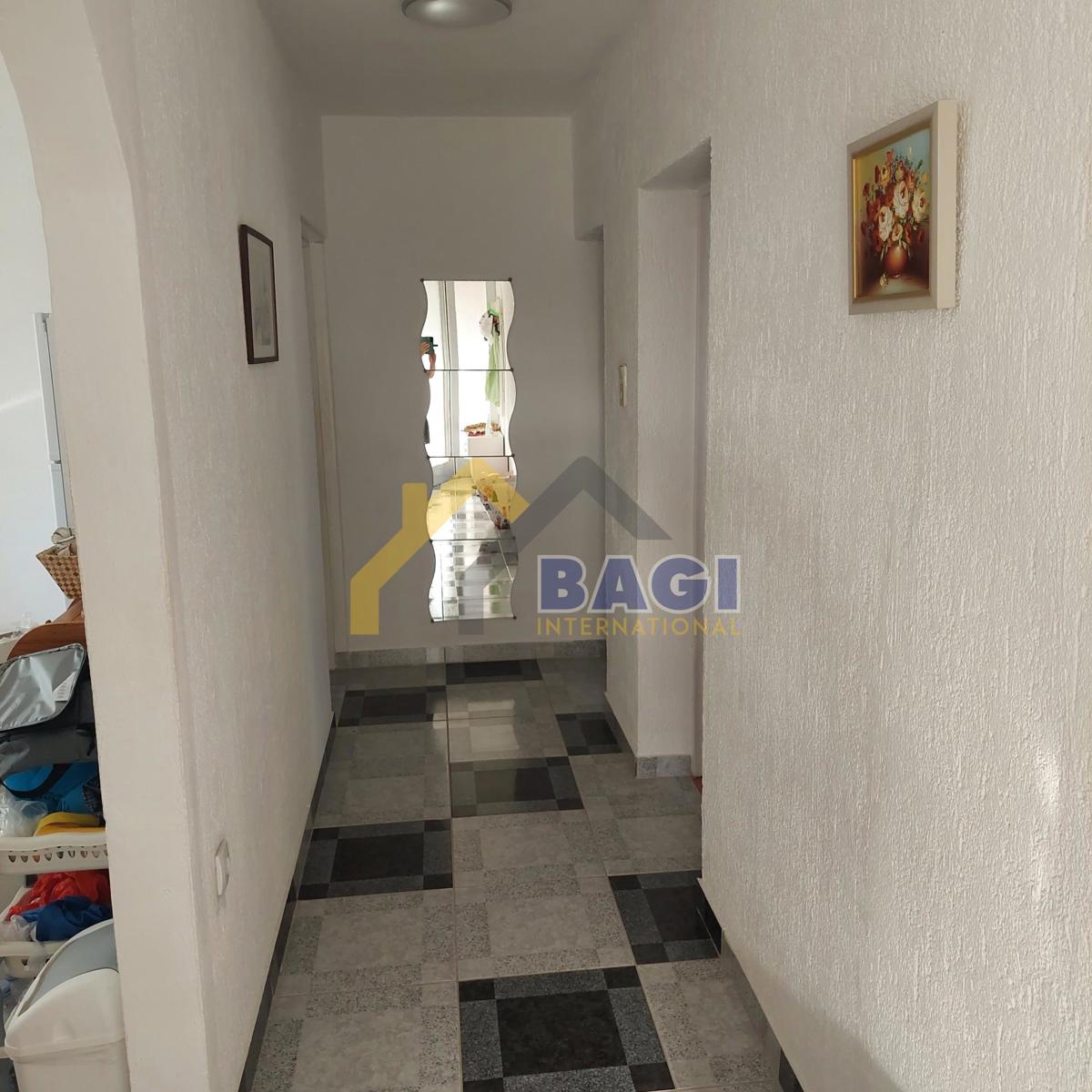 IN VENDITA ŠTINJAN CASA CON 4 APPARTAMENTI