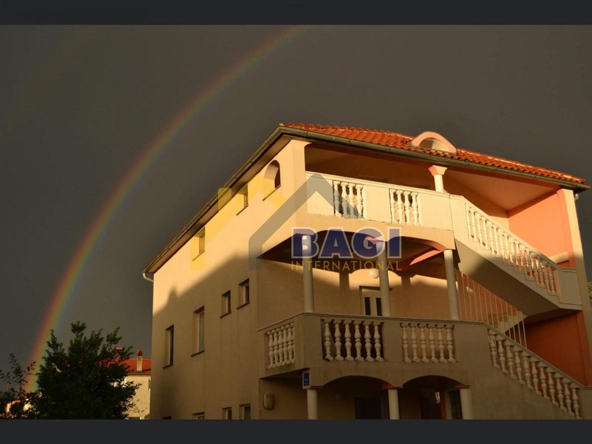 IN VENDITA ŠTINJAN CASA CON 4 APPARTAMENTI