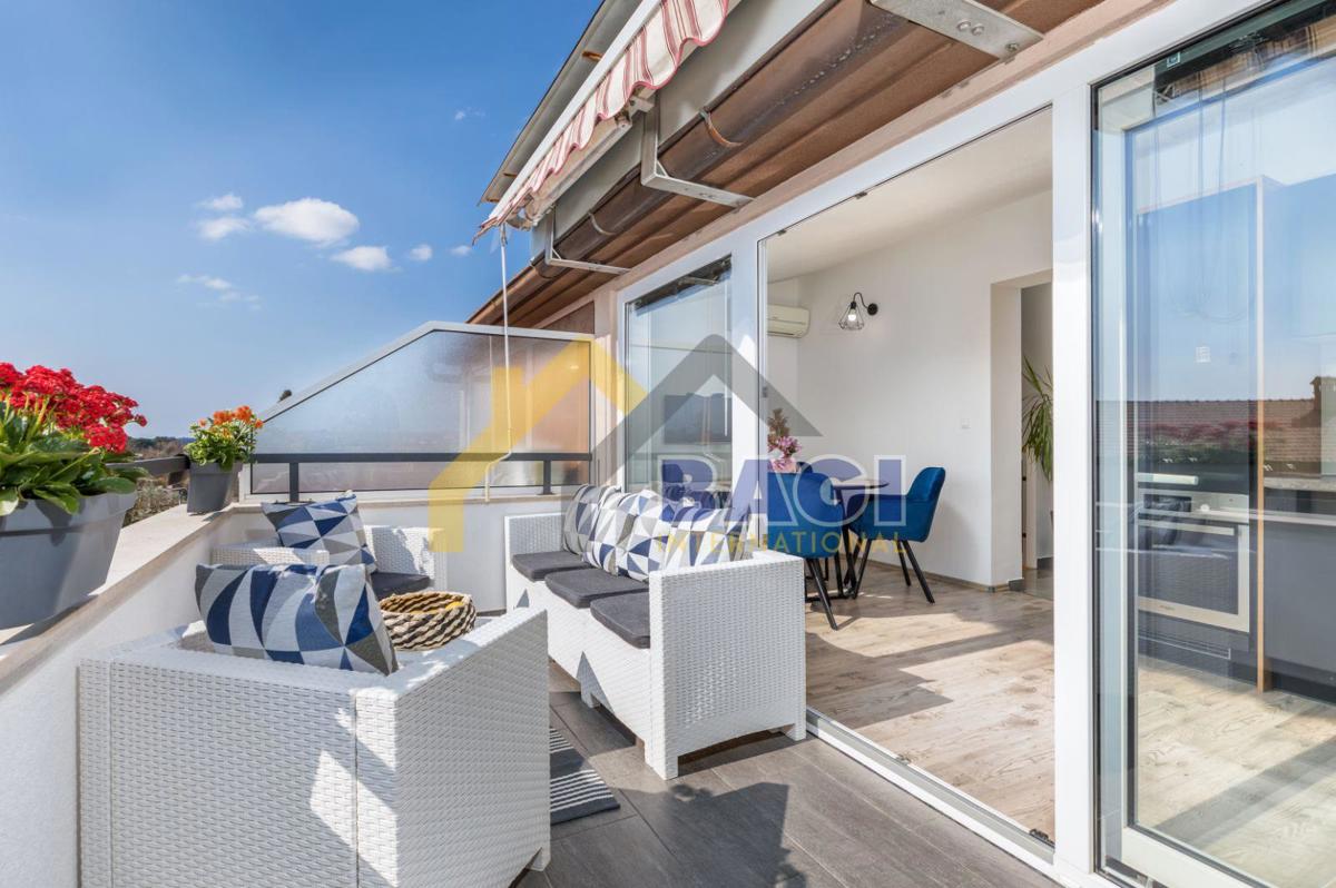 VALBANDON - appartamento duplex vicino al mare