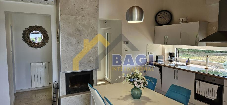 Casa con piscina – Sveti Petar u Šumi