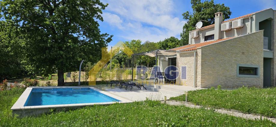 Casa con piscina – Sveti Petar u Šumi