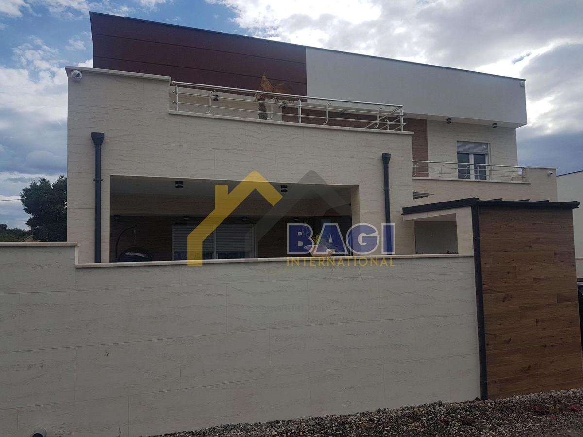 Casa Galižana, Vodnjan, 220,47m2