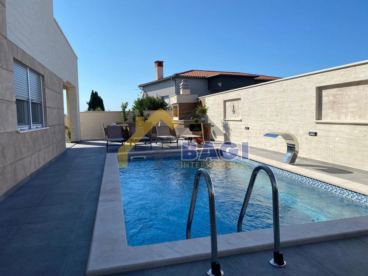 Casa Galižana, Vodnjan, 220,47m2