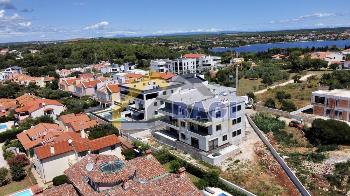 Attico di lusso con vista mare!