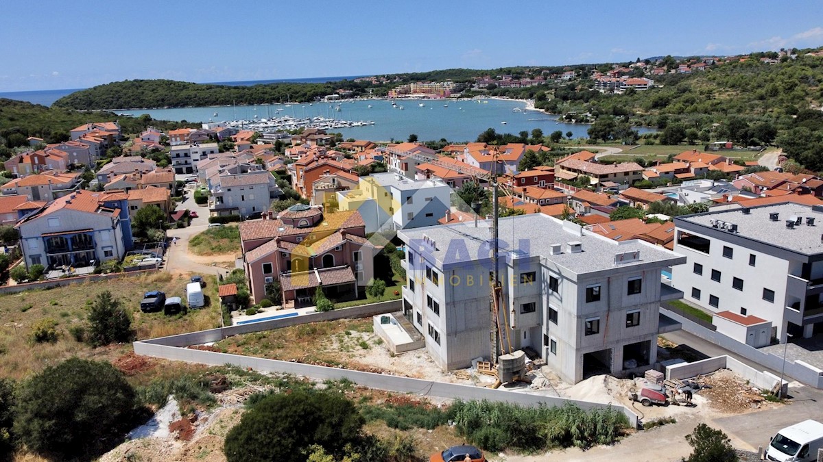 Attico di lusso con vista mare!