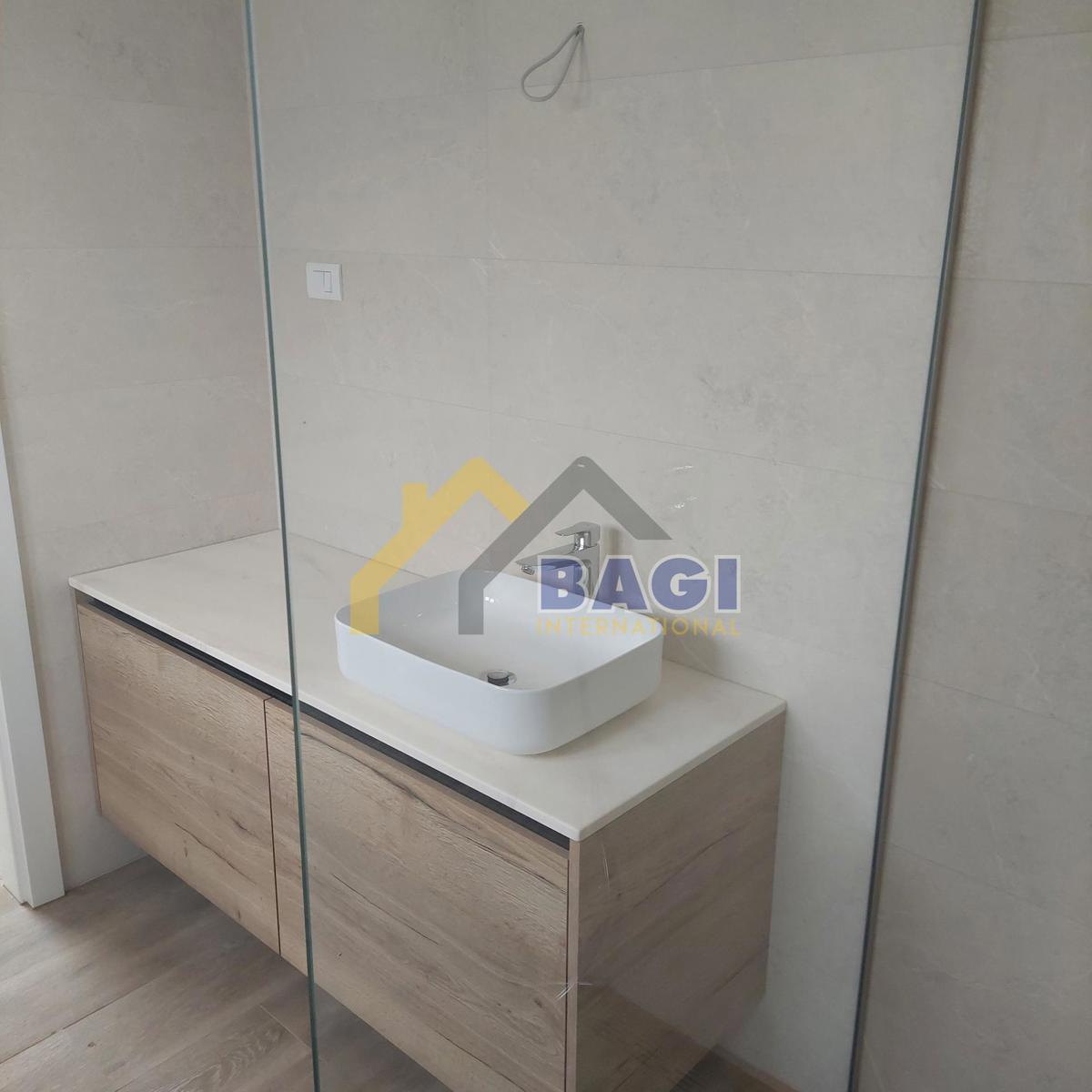 ESCLUSIVO - Ville duplex di lusso con piscine e vista mare