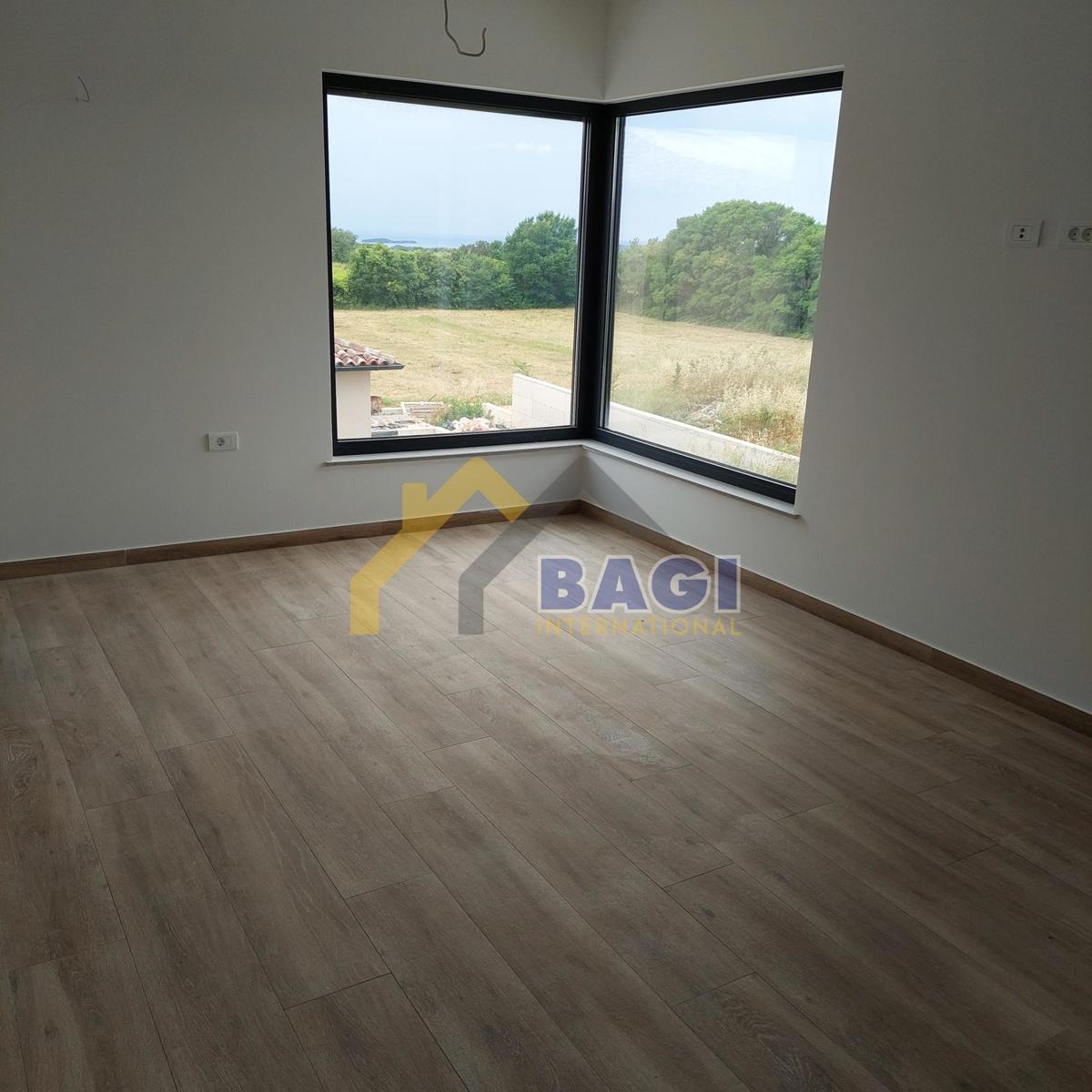 ESCLUSIVO - Ville duplex di lusso con piscine e vista mare