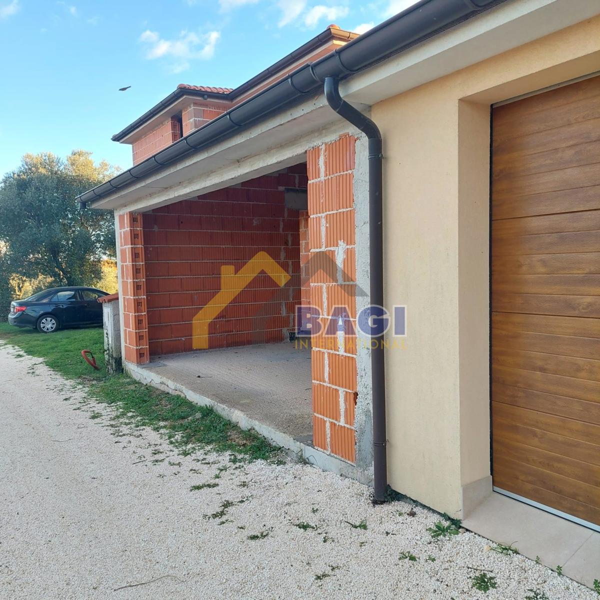 ISTRA - MARČANA Casa in fase ROH BAU