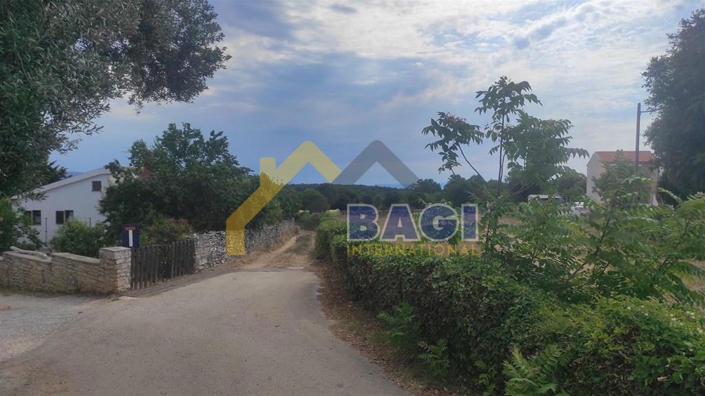 TOP Terreno edificabile 1410m2 con vista mare