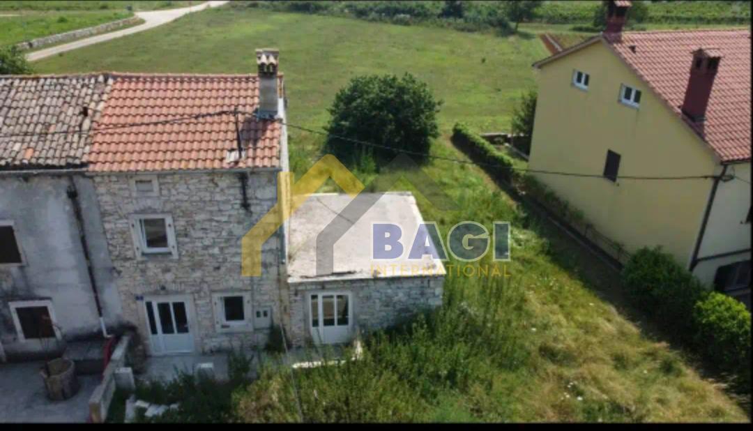Vecchia casa in pietra d'Istria su un terreno di 493 m2