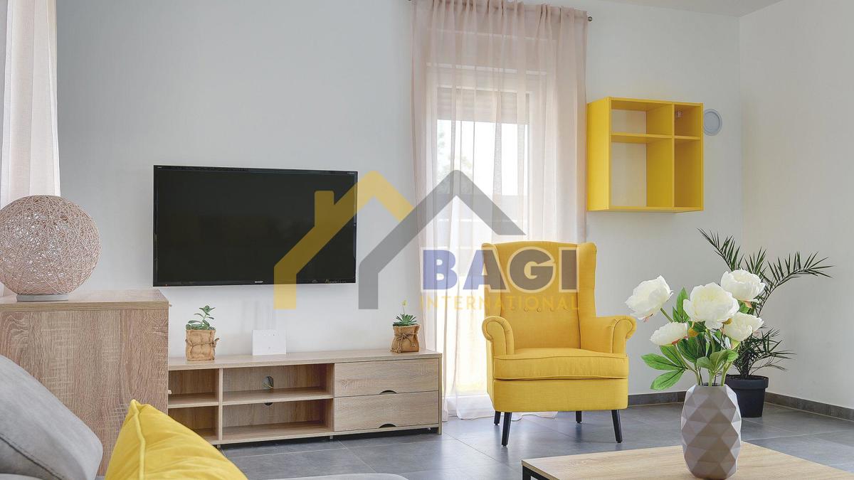 Lussuosa nuova costruzione con piscina! A soli 10 minuti da Pola