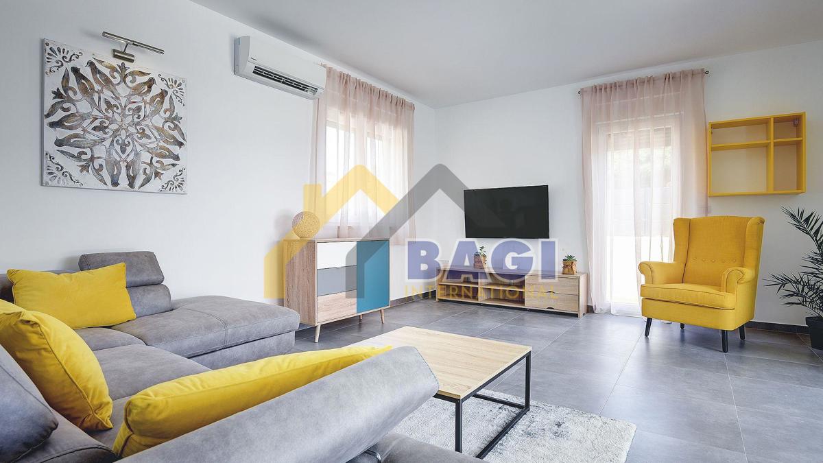 Lussuosa nuova costruzione con piscina! A soli 10 minuti da Pola