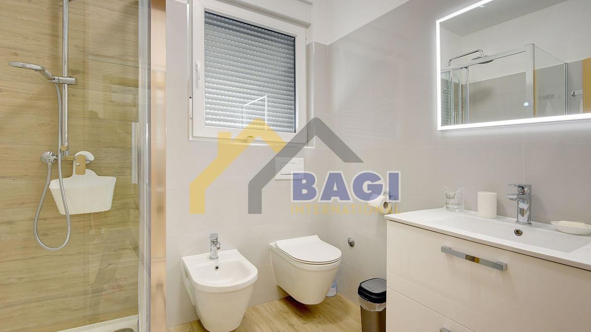 Lussuosa nuova costruzione con piscina! A soli 10 minuti da Pola