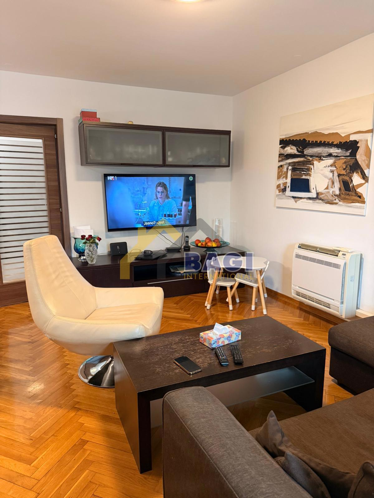 FAŽANA Appartamento su Due Livelli – 400 m dal Mare