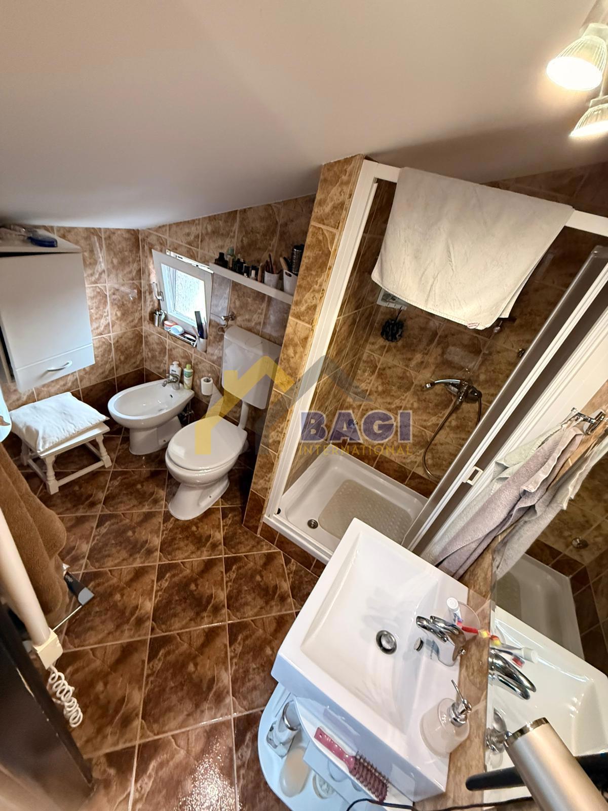 FAŽANA Appartamento su Due Livelli – 400 m dal Mare