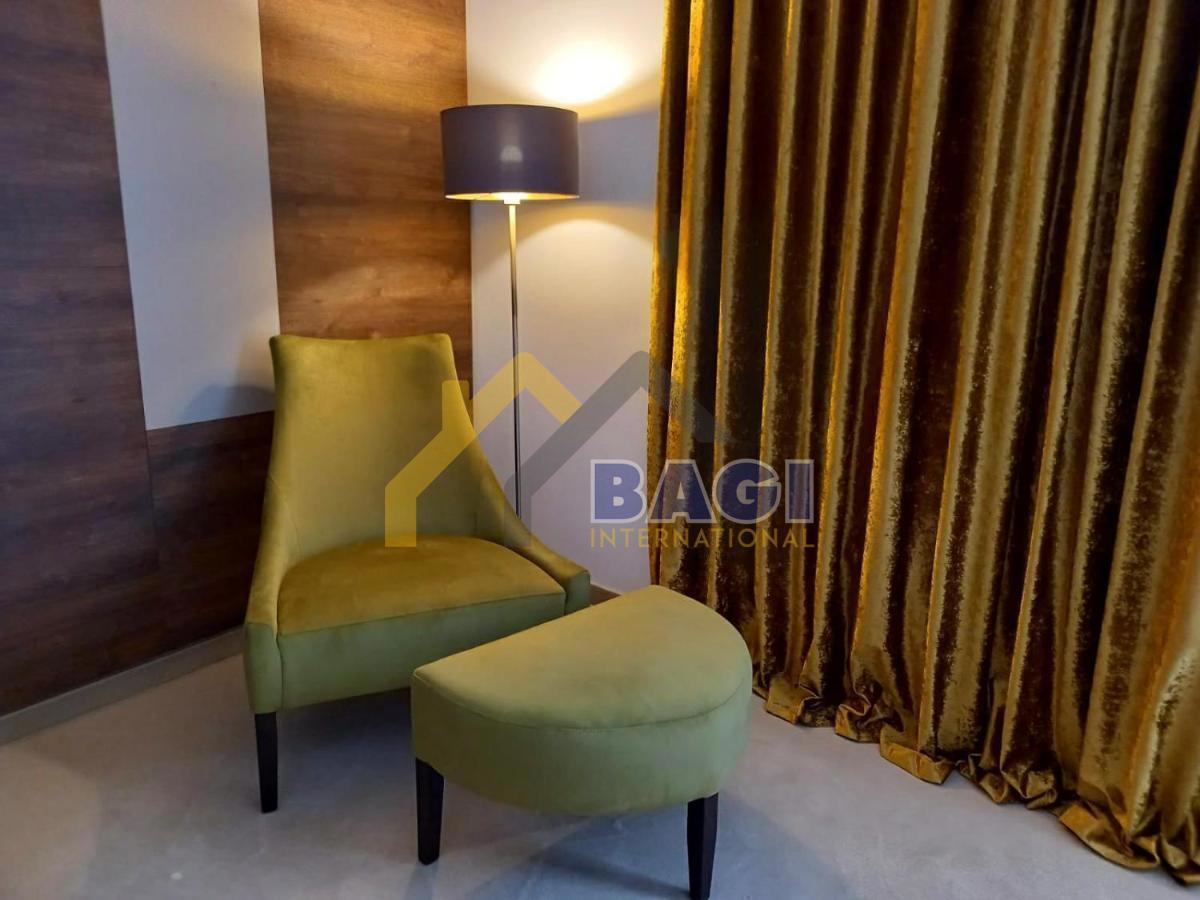 Casa Karlobag, 1.050m2