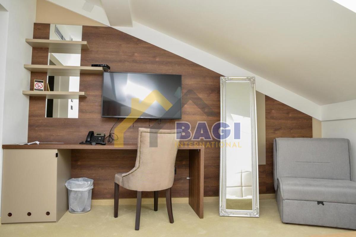 Casa Karlobag, 1.050m2