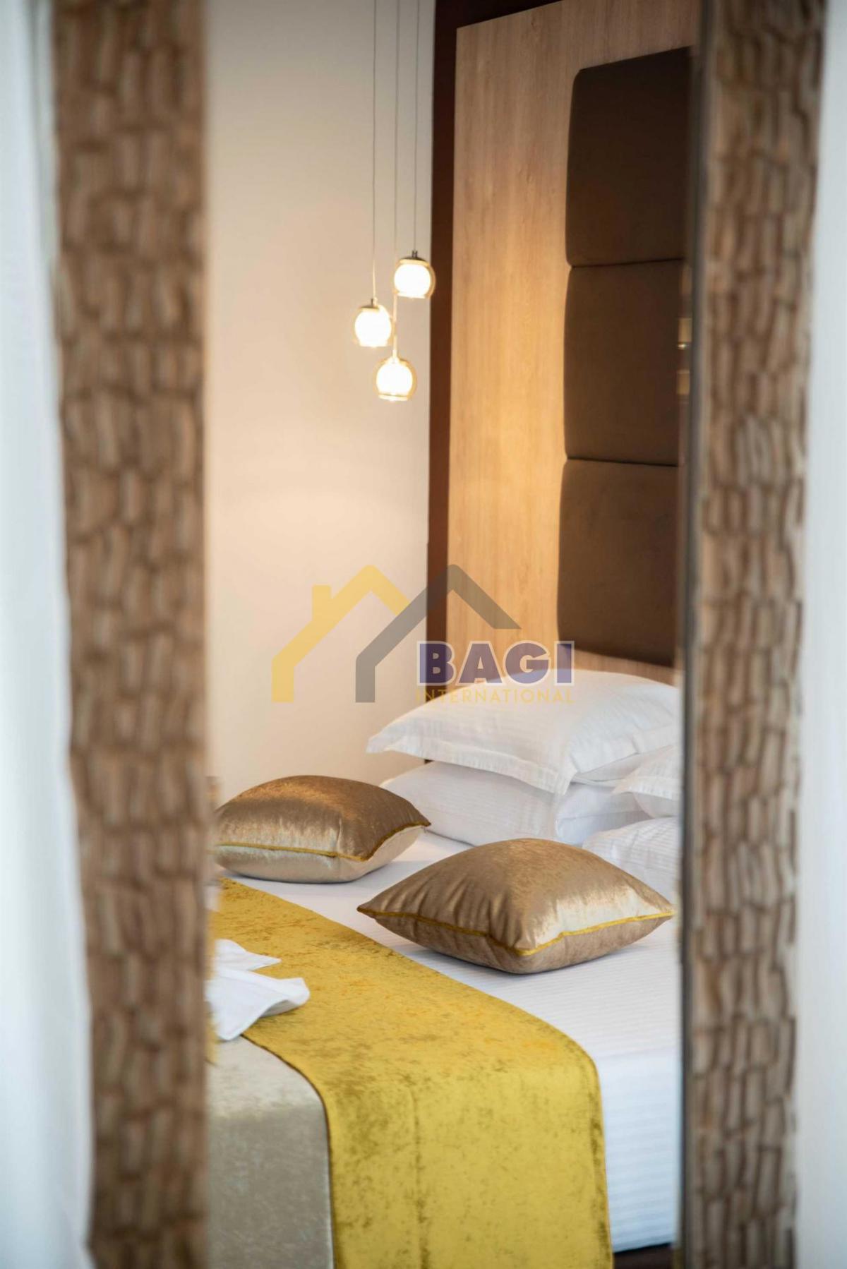 Casa Karlobag, 1.050m2