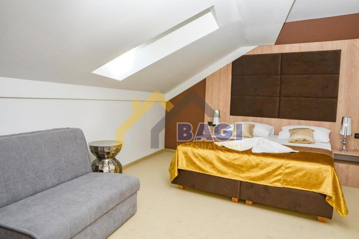 Casa Karlobag, 1.050m2