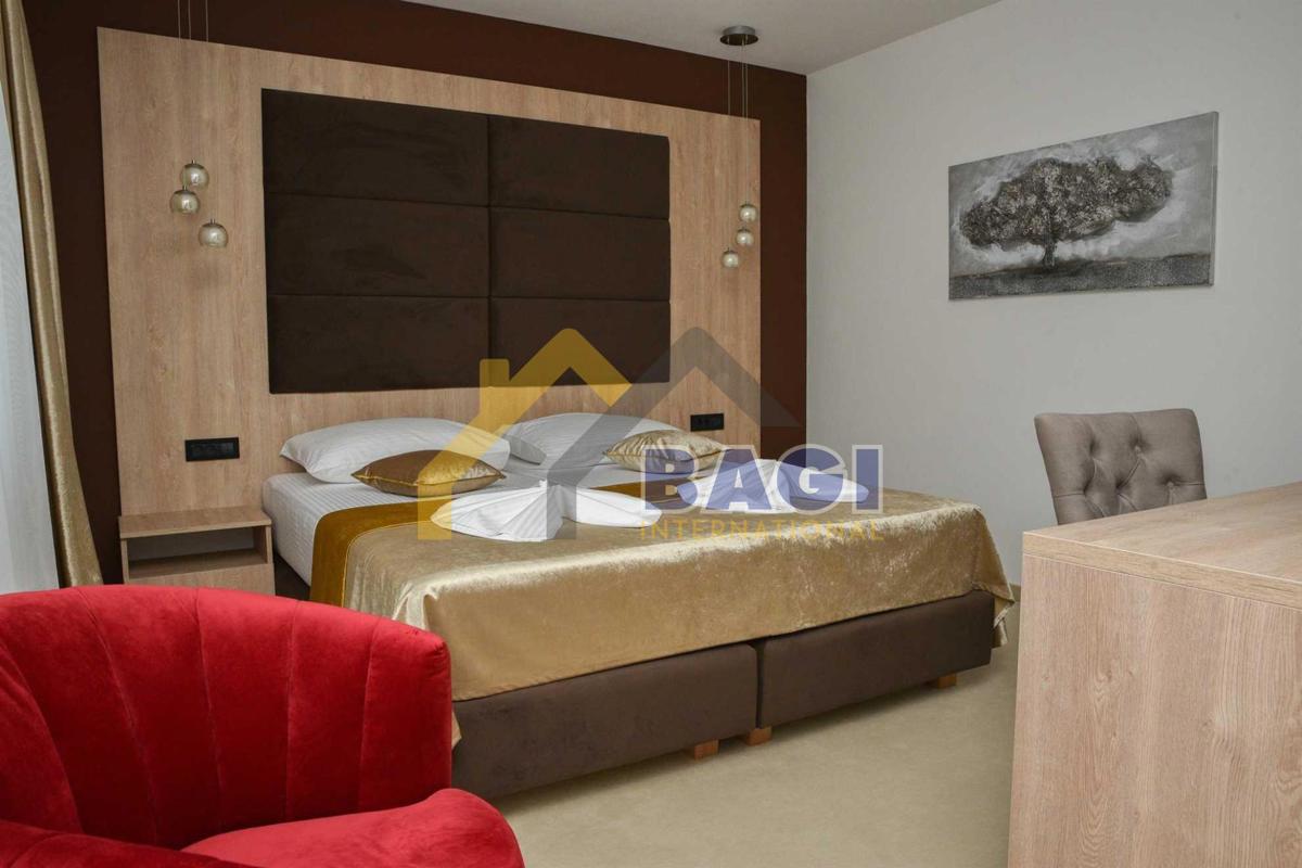 Casa Karlobag, 1.050m2