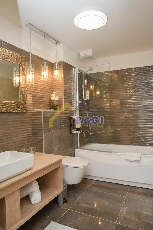 Casa Karlobag, 1.050m2