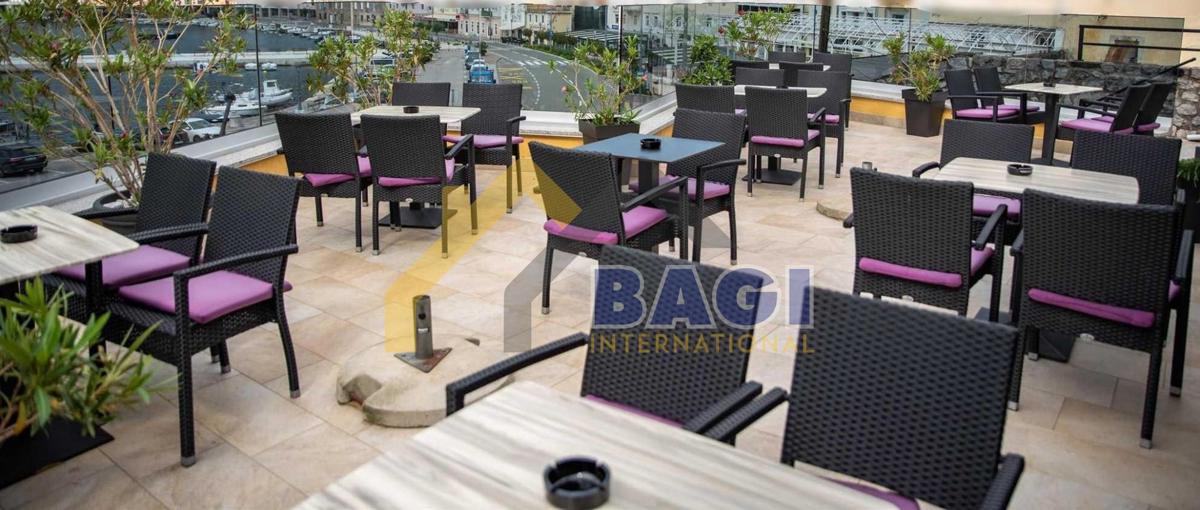 Casa Karlobag, 1.050m2