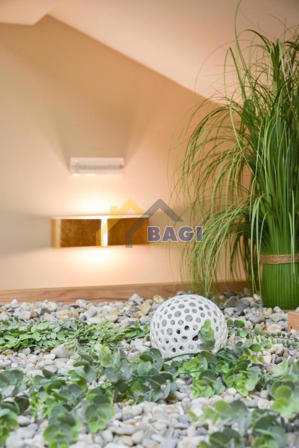 Casa Karlobag, 1.050m2