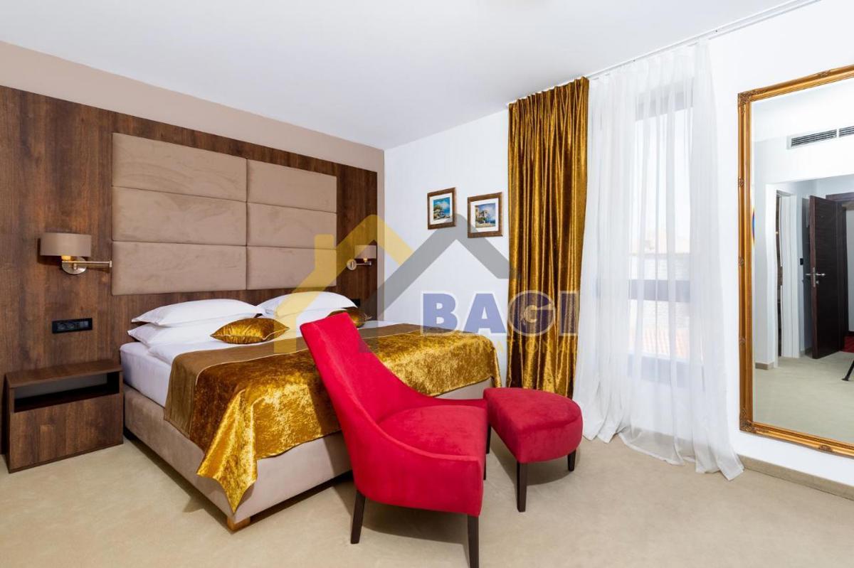 Casa Karlobag, 1.050m2