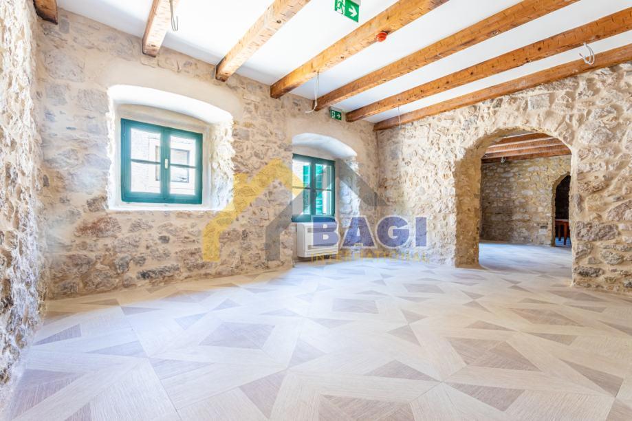 Casa Grad, Šibenik, 812m2