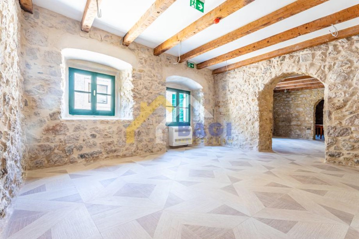 Casa Grad, Šibenik, 812m2