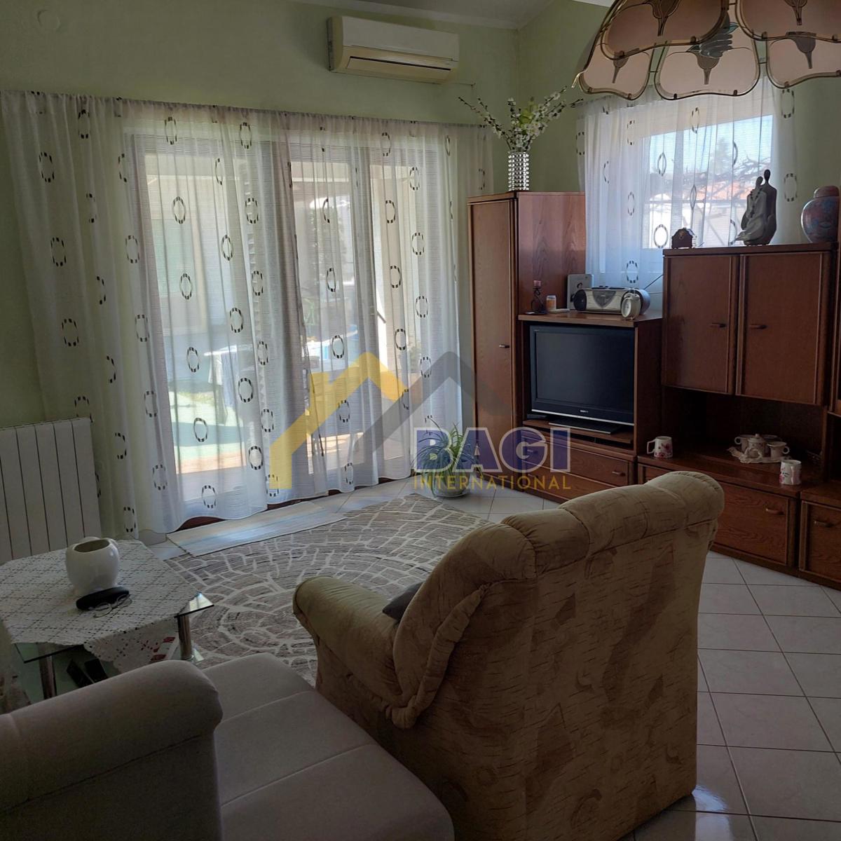 Pola-posizione TOP-casa-cortile-appartamento