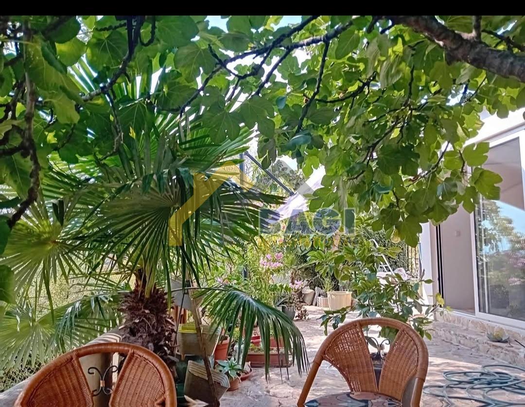 Appartamento 115m2-terrazza 37m2-terreno 485m2-vista panoramica