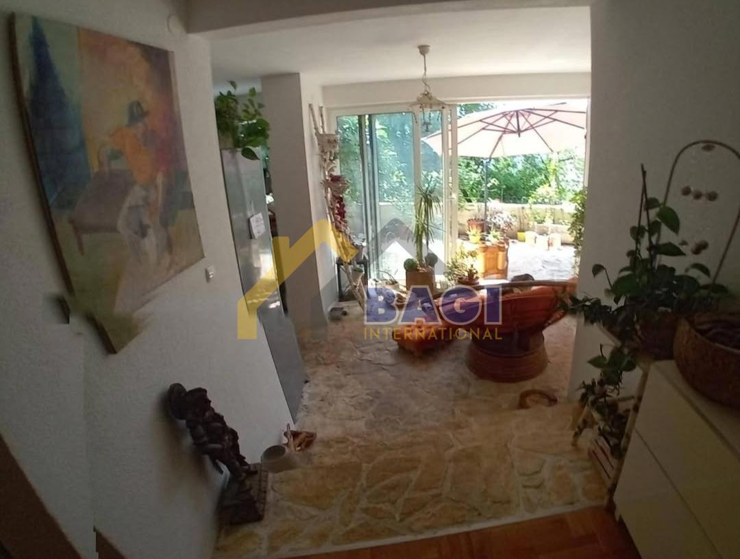 Appartamento 115m2-terrazza 37m2-terreno 485m2-vista panoramica