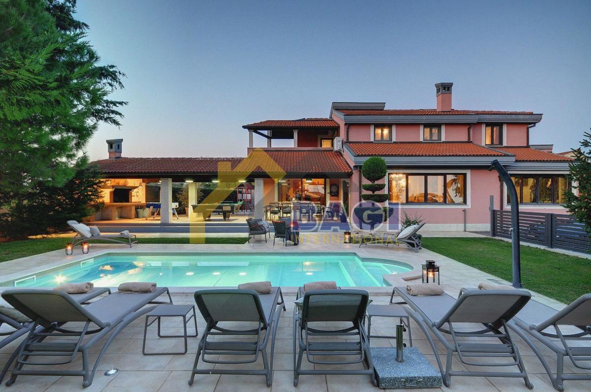 Casa Veli vrh, Pula, 400m2