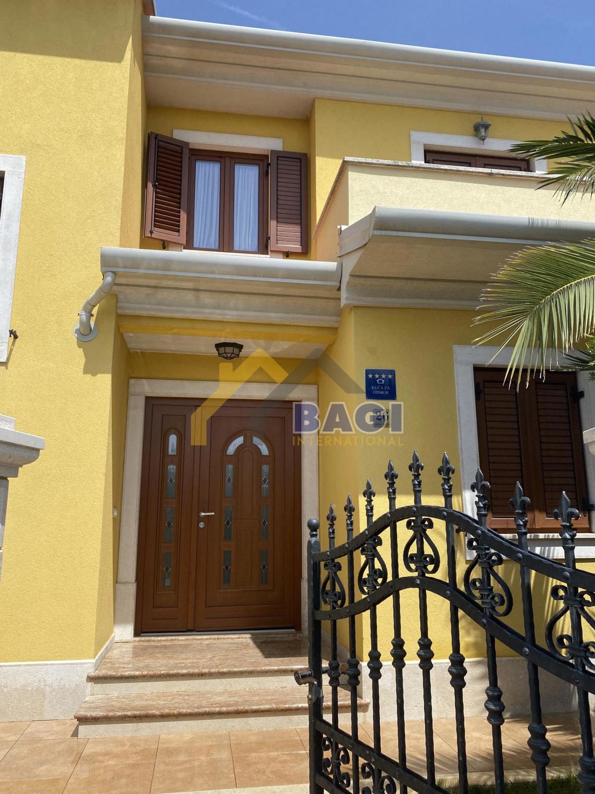 Casa Fažana, 200m2