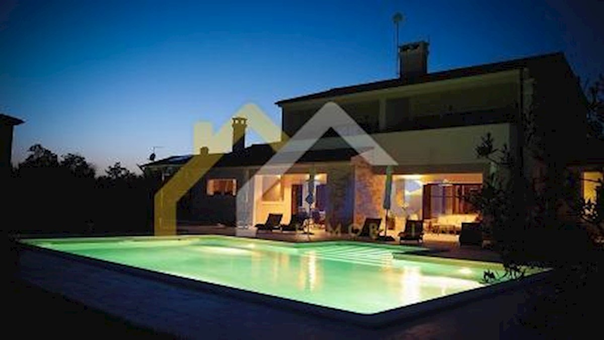 Istria-Villa di lusso 400m2 su 2000m2 di giardino