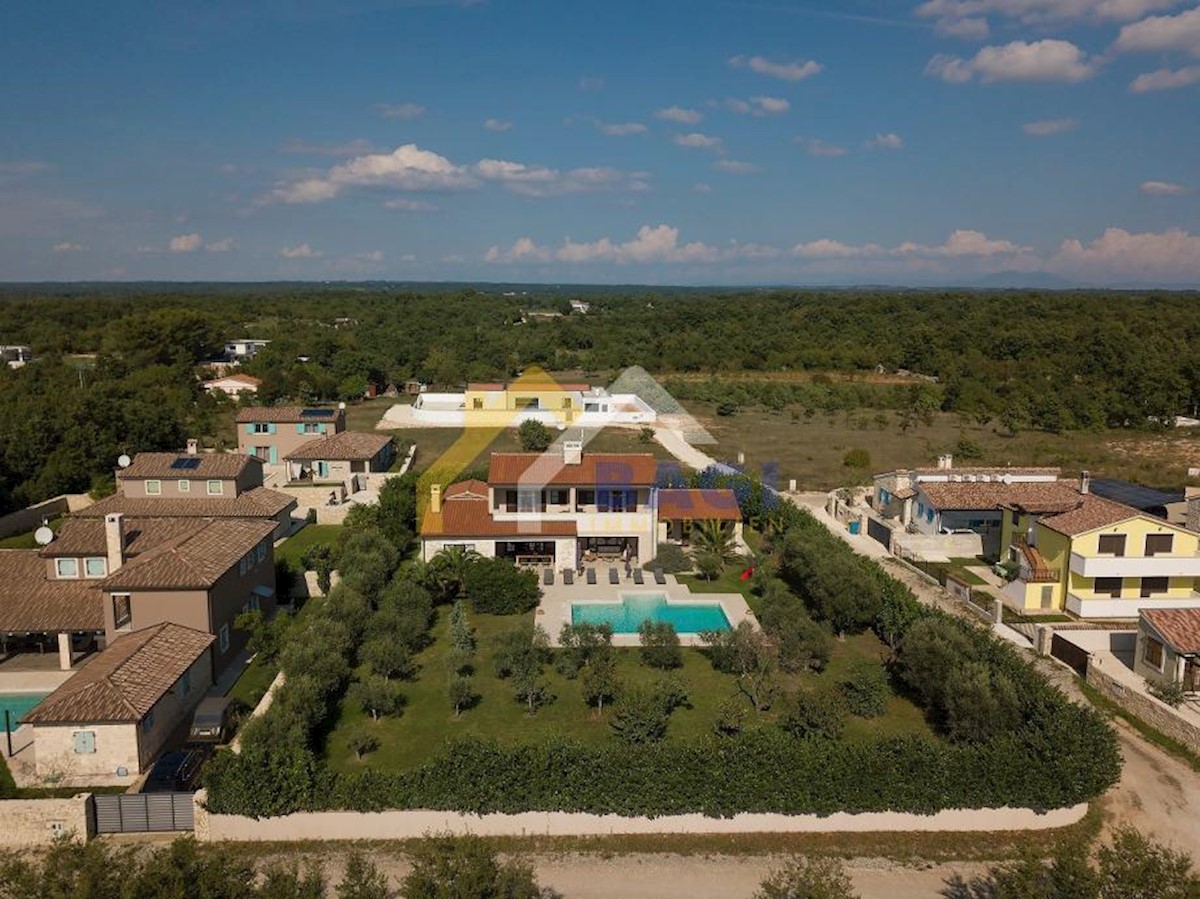 Istria-Villa di lusso 400m2 su 2000m2 di giardino