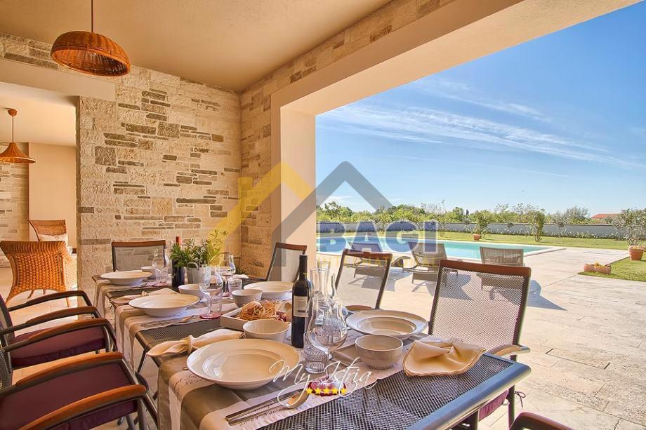 Istria-Villa di lusso 400m2 su 2000m2 di giardino