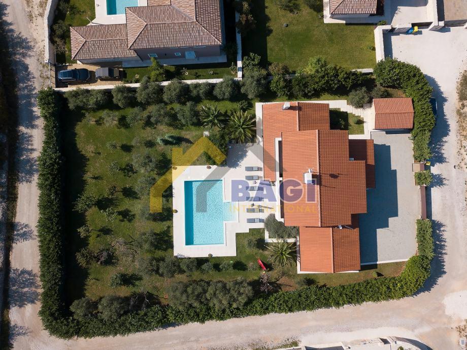 Istria-Villa di lusso 400m2 su 2000m2 di giardino