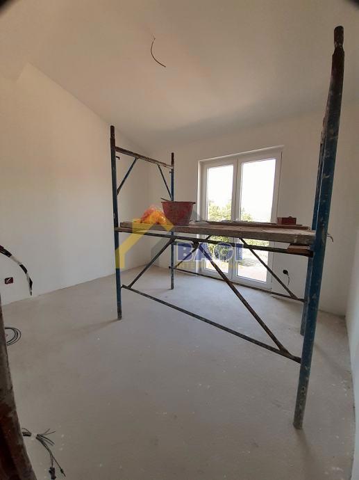Casa con vista a 450 m dal mare Trget-Istria