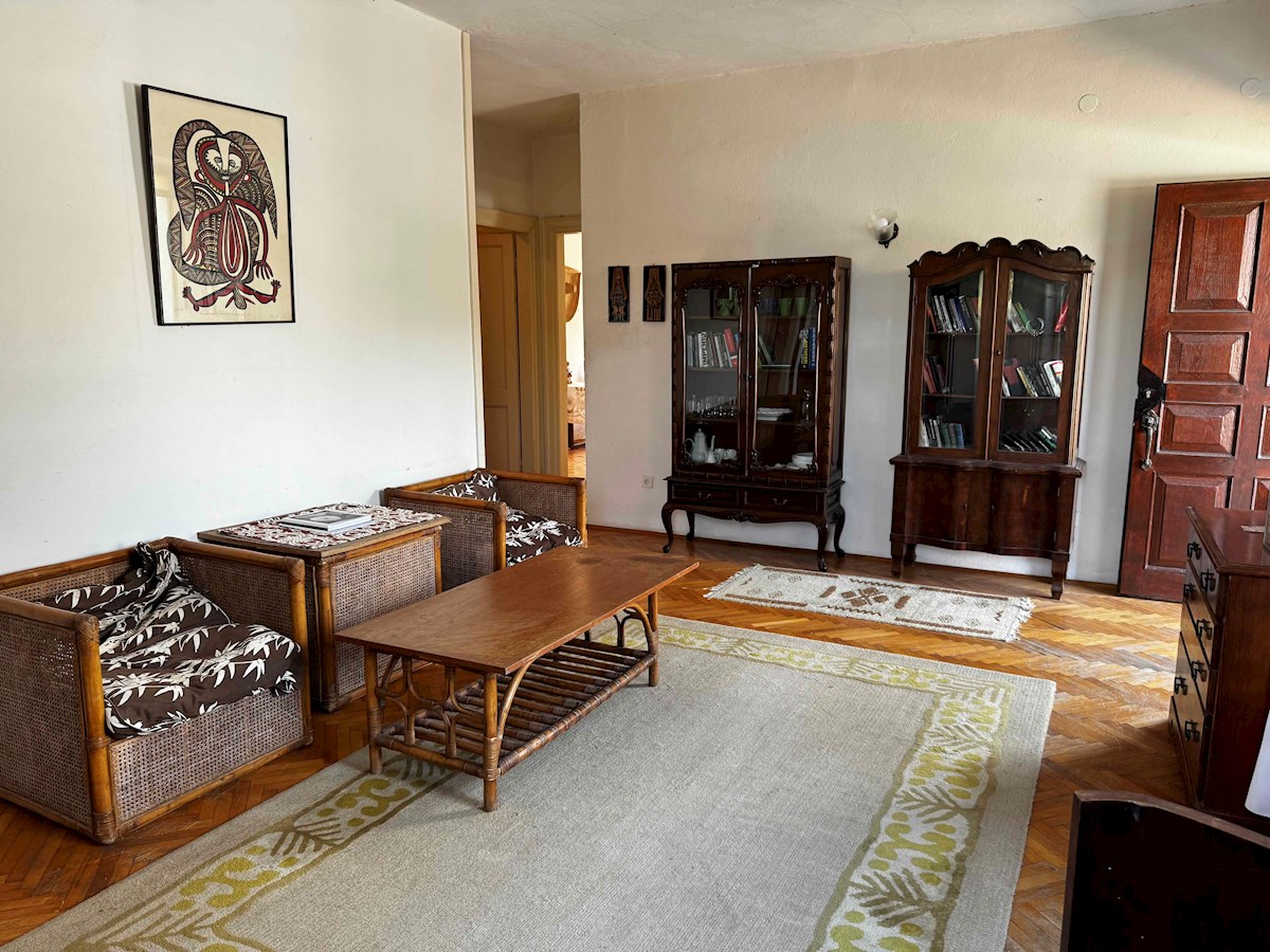 Casa in pietra sul mare con giardino recintato, Vrboska, Isola di Hvar