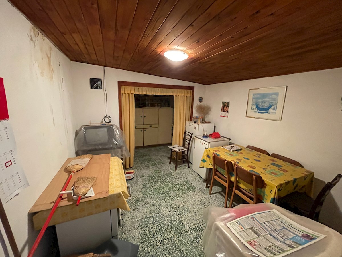 Casa tradizionale sull'isola di Hvar da ristrutturare