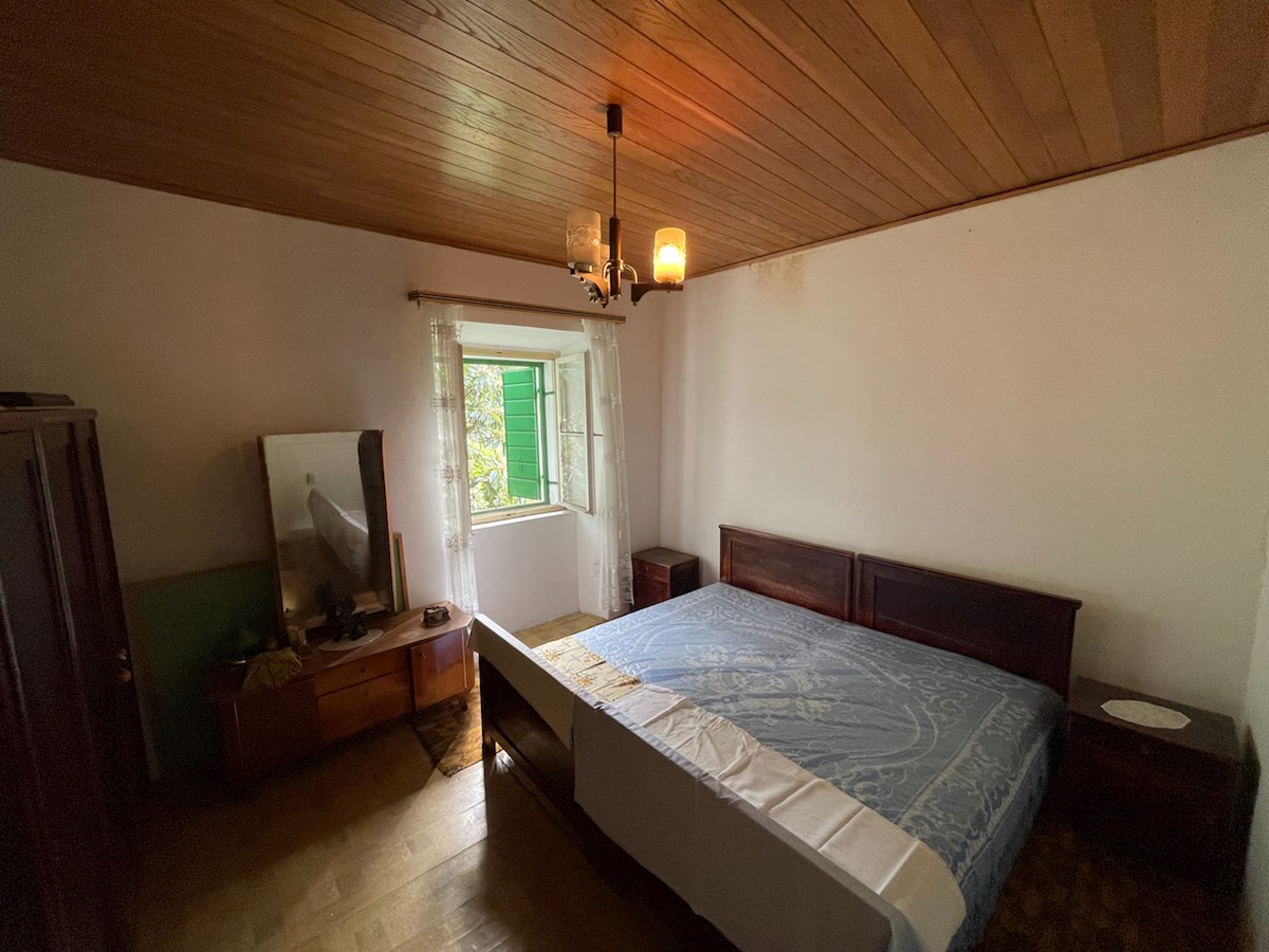 Casa tradizionale sull'isola di Hvar da ristrutturare