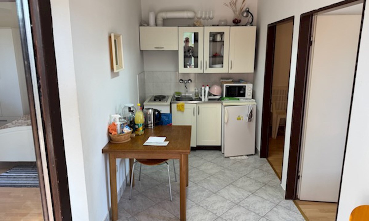 Affascinante casa sull'isola di Hvar con potenziale infinito a Vrboska