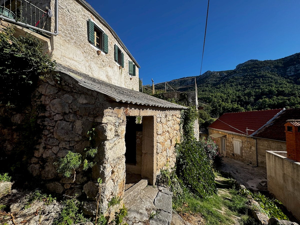 Casa in pietra - Progetto di ristrutturazione a Vrisnik, Hvar