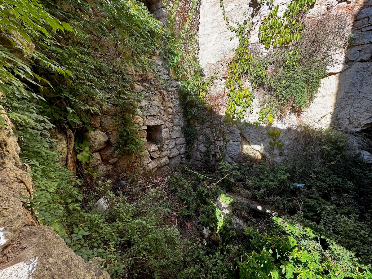 Casa in pietra - Progetto di ristrutturazione a Vrisnik, Hvar